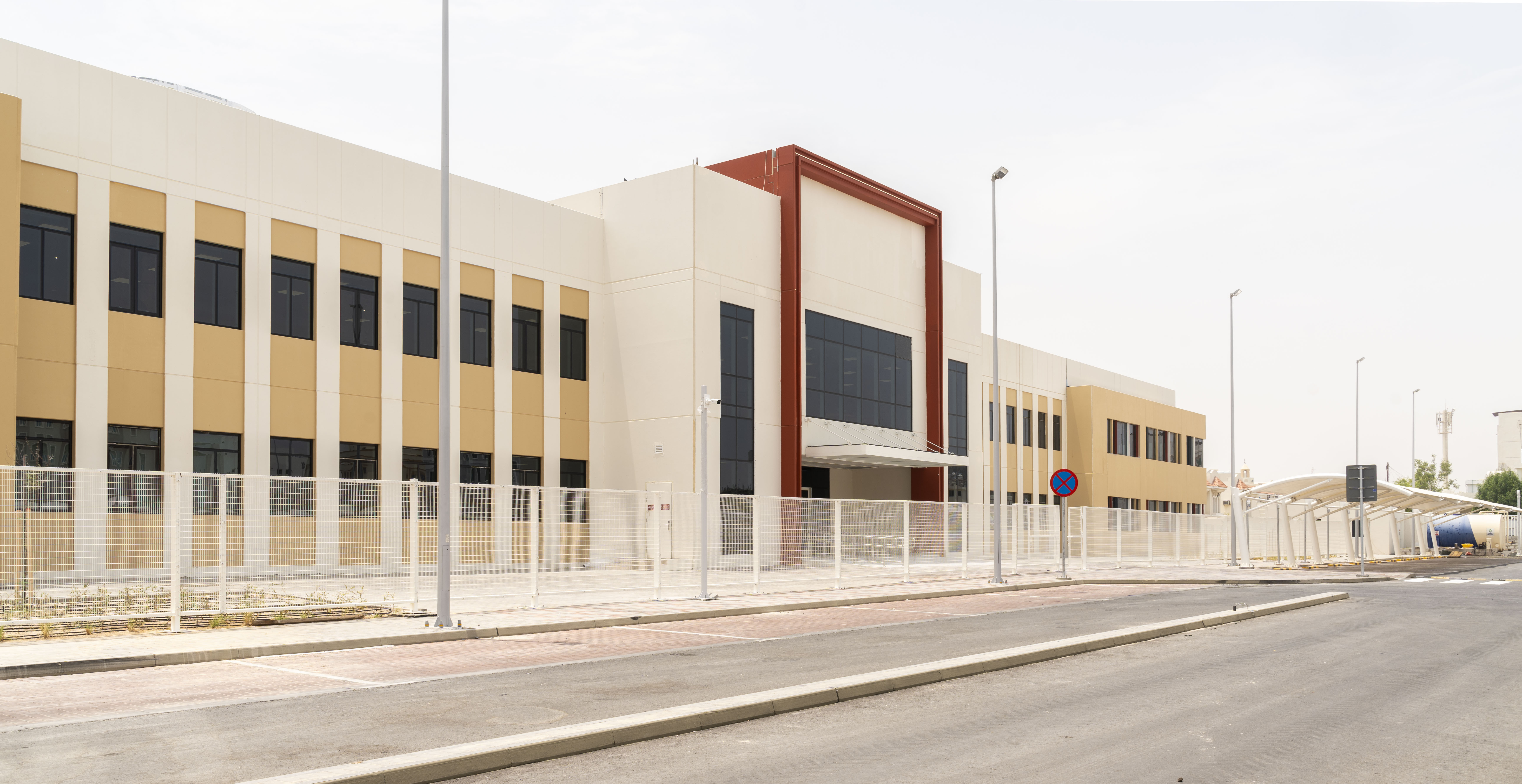 مدارس قطر - الحزمة الأولى